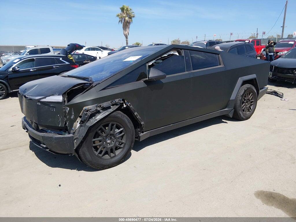 7G2CEHED4TA091413 2026 TESLA CYBERTRUCK photo no. 2