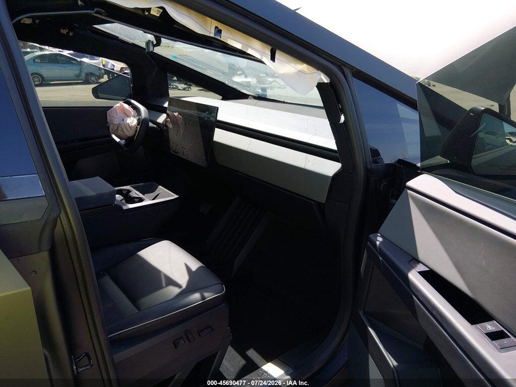 7G2CEHED4TA091413 2026 TESLA CYBERTRUCK photo no. 5