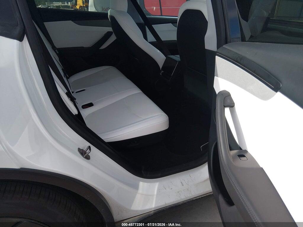 7SAYGDEEXTA395076 2026 TESLA MODEL Y photo no. 8