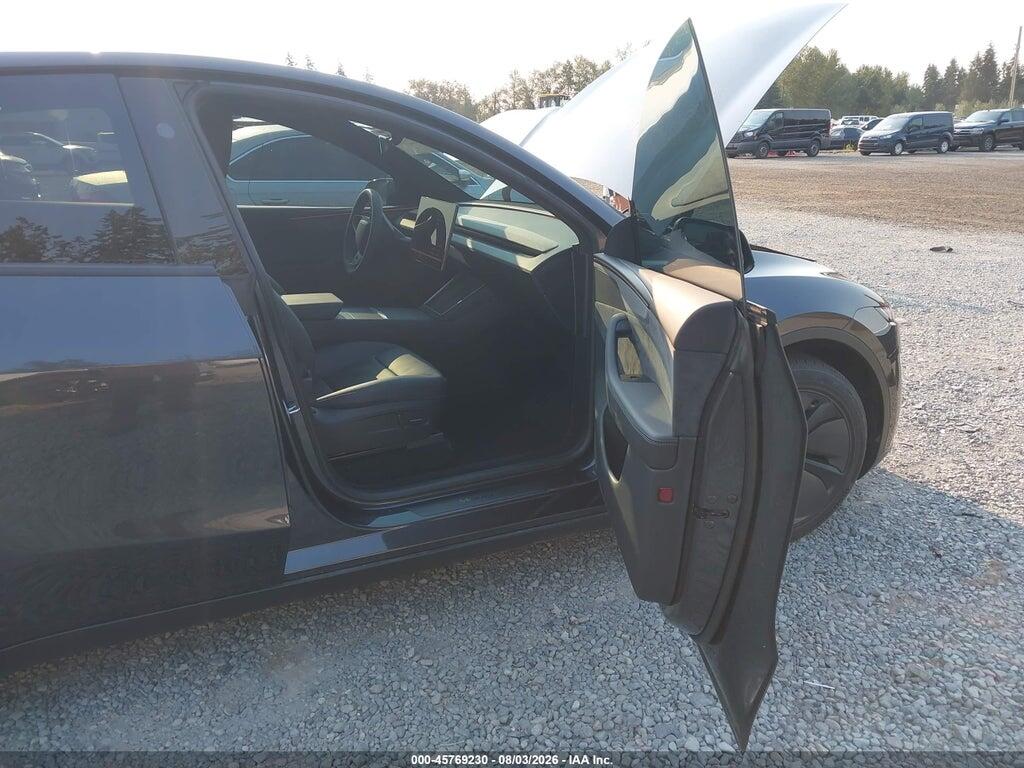 7SAYGDEE9TF634197 2026 TESLA MODEL Y photo no. 5