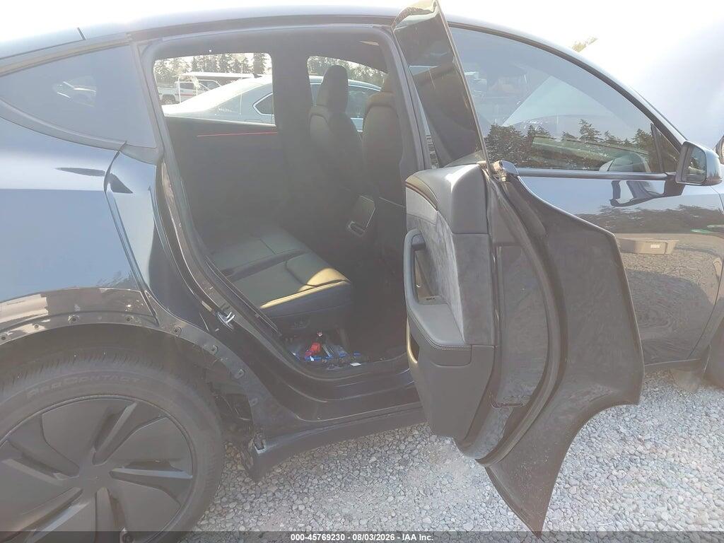 7SAYGDEE9TF634197 2026 TESLA MODEL Y photo no. 8