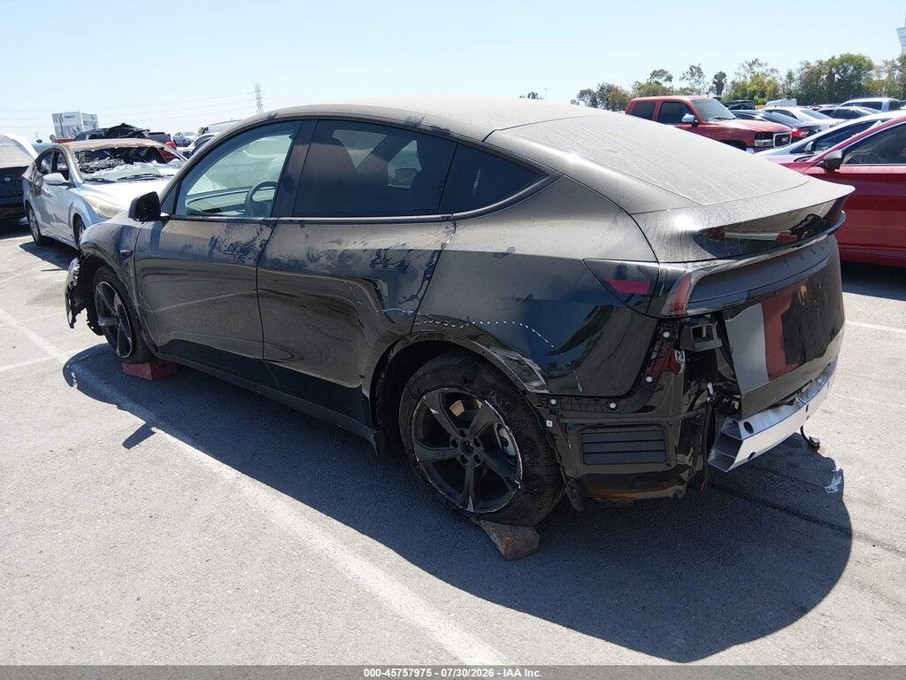 7SAYGDED1TF395266 2026 TESLA MODEL Y photo no. 3