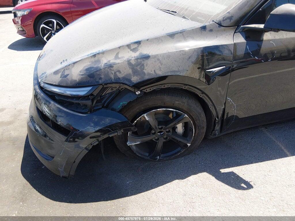 7SAYGDED1TF395266 2026 TESLA MODEL Y photo no. 6