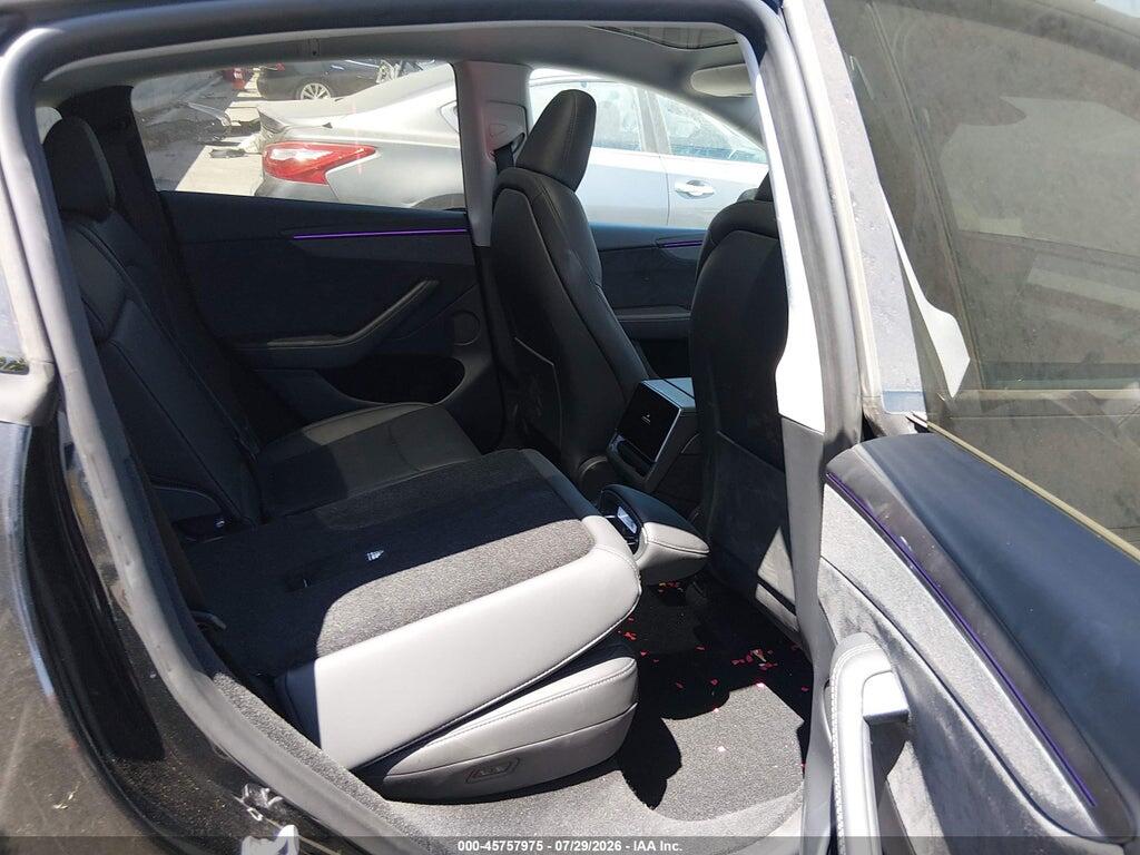 7SAYGDED1TF395266 2026 TESLA MODEL Y photo no. 8