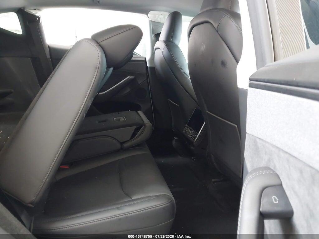 7SAYGDEEXTA380416 2026 TESLA MODEL Y photo no. 8
