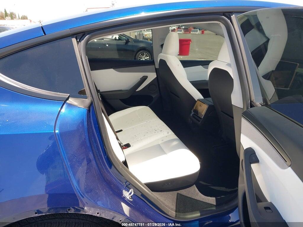 7SAYGDEE3TF455184 2026 TESLA MODEL Y photo no. 8