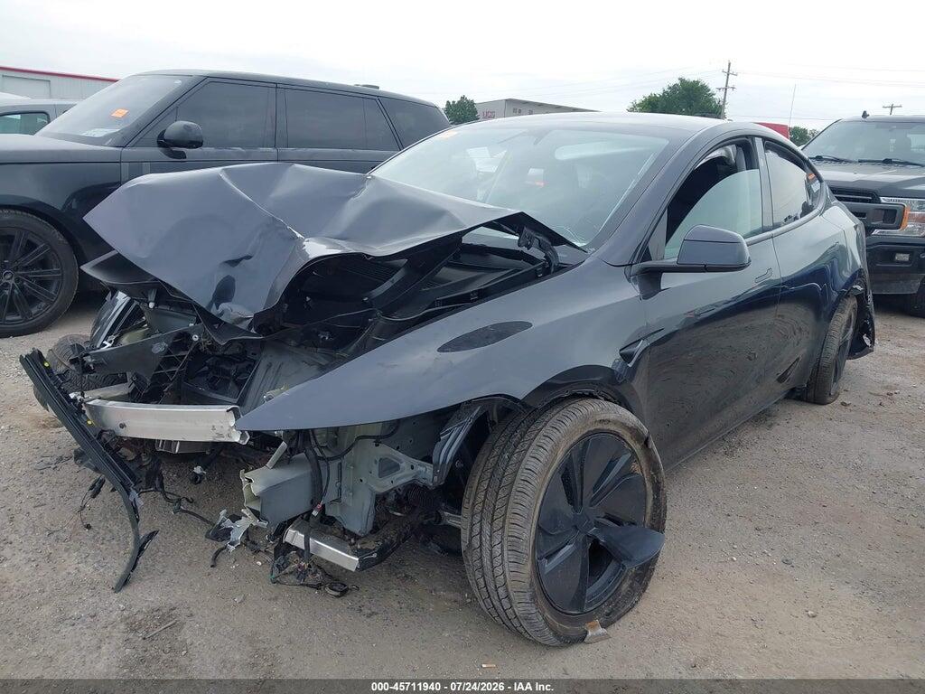 7SAYGDEE2TF411998 2026 TESLA MODEL Y photo no. 2