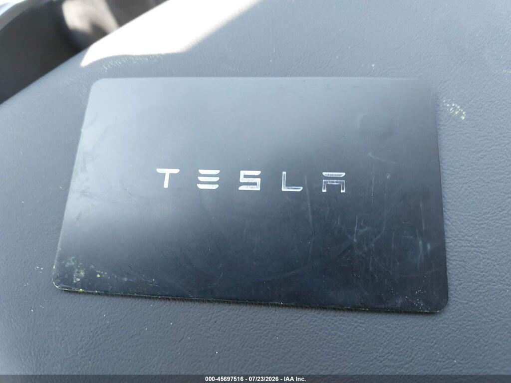 7SAYGDEE3TA670478 2026 TESLA MODEL Y photo no. 11