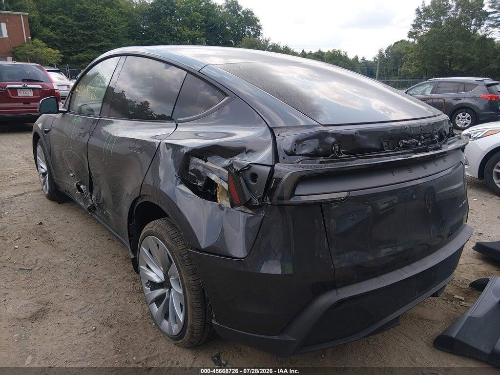 7SAYGDEEXTF388938 2026 TESLA MODEL Y photo no. 3
