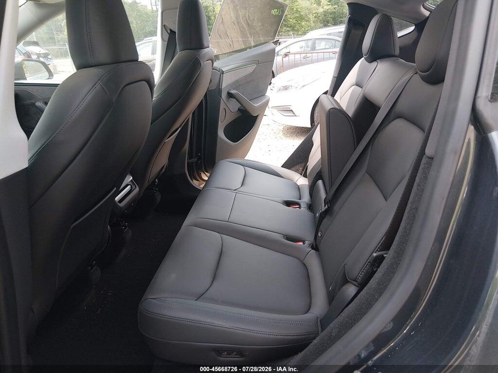 7SAYGDEEXTF388938 2026 TESLA MODEL Y photo no. 8