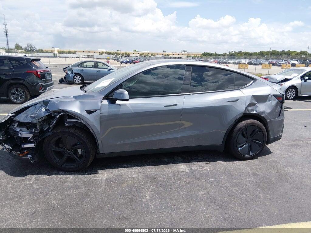 7SAYGDED3TF526875 2026 TESLA MODEL Y photo no. 12