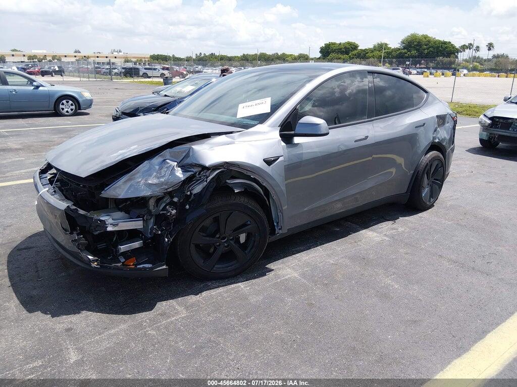 7SAYGDED3TF526875 2026 TESLA MODEL Y photo no. 2