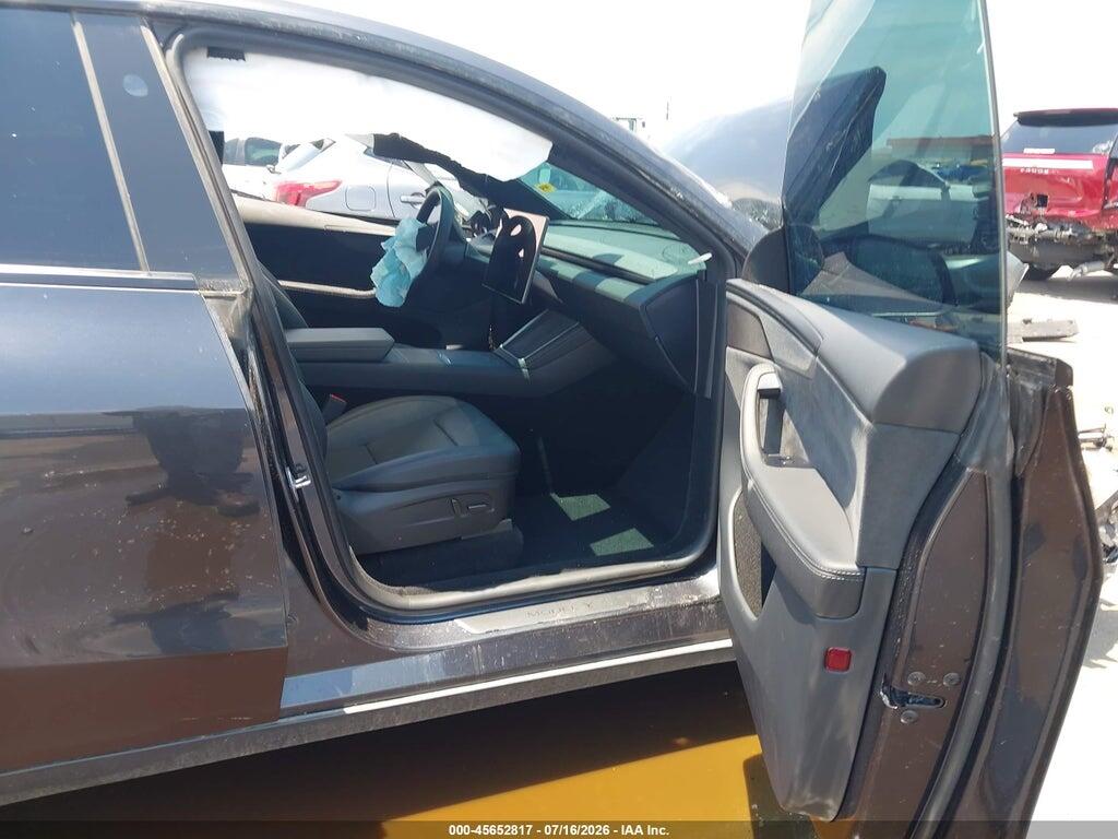 7SAYGDEE0TF577761 2026 TESLA MODEL Y photo no. 5