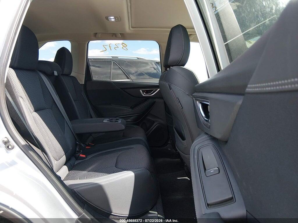 JF2SKADC3RH450089 2024 SUBARU FORESTER photo no. 8