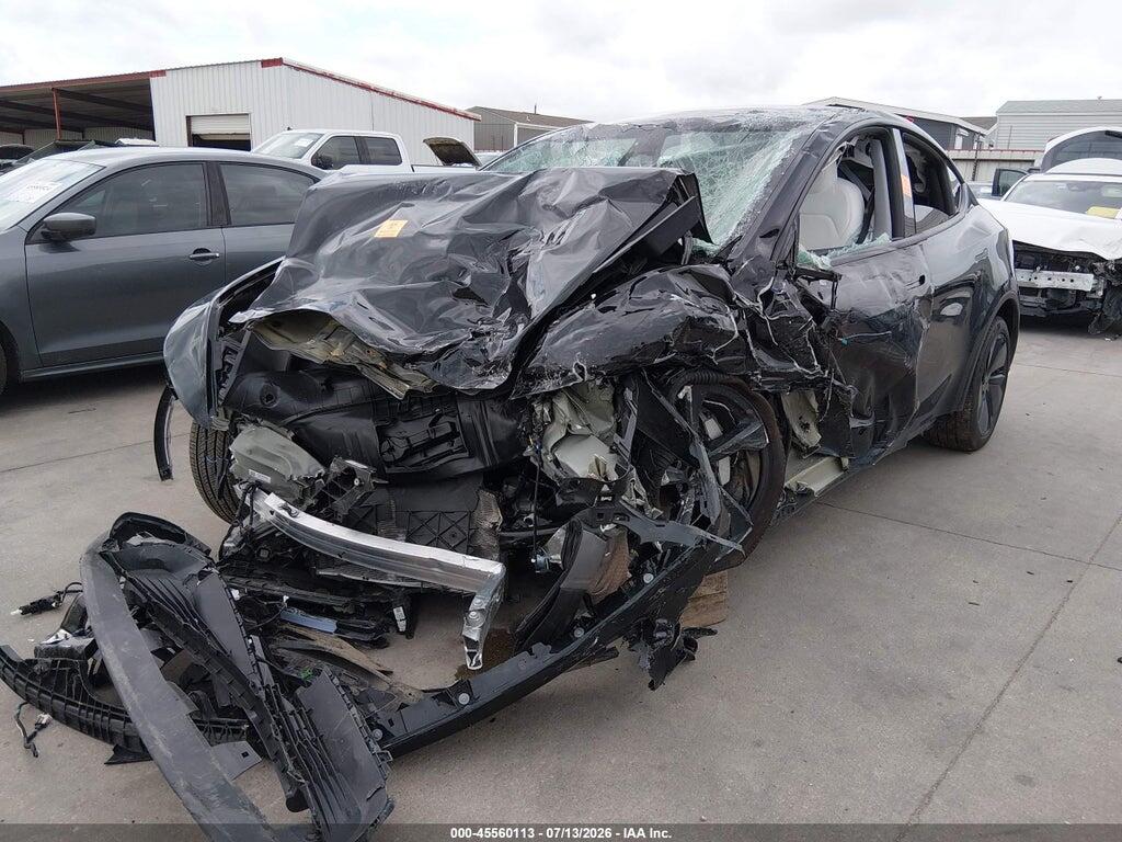 7SAYGDEDXTA611175 2026 TESLA MODEL Y photo no. 2