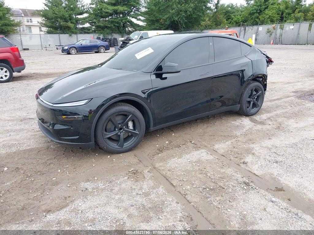 7SAYGDEDXTF588810 2026 TESLA MODEL Y photo no. 2