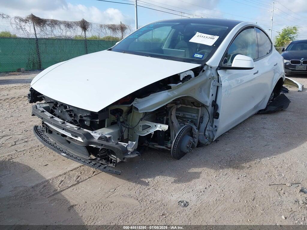 7SAYGDEE4TA393209 2026 TESLA MODEL Y photo no. 2