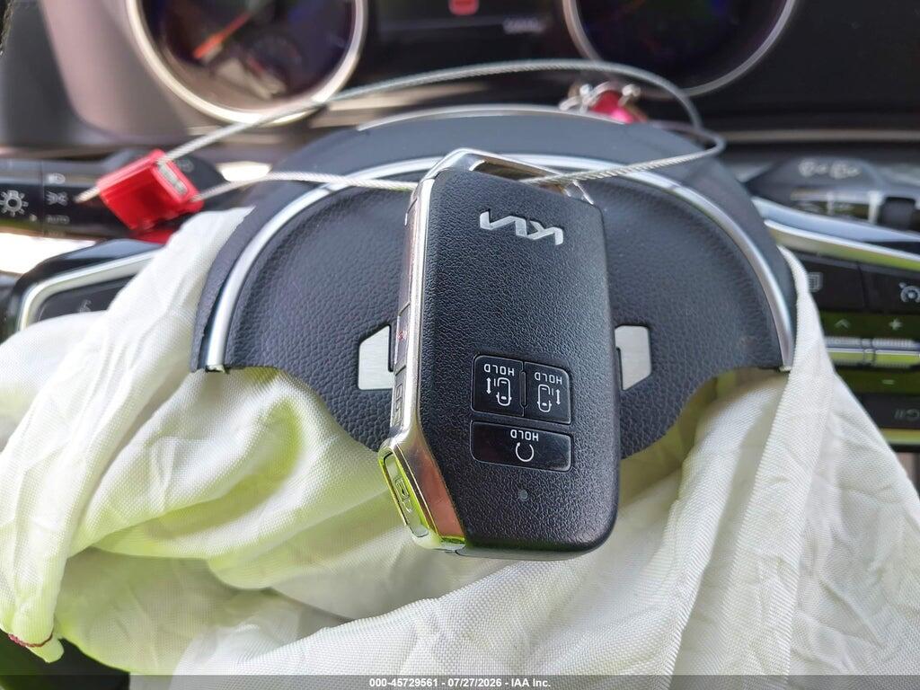 KNDNB4H31P6223113 2023 KIA CARNIVAL MPV photo no. 11