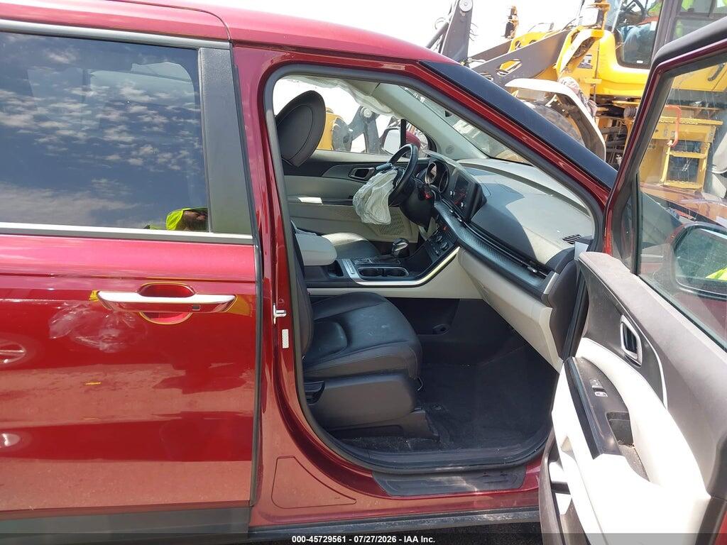 KNDNB4H31P6223113 2023 KIA CARNIVAL MPV photo no. 5