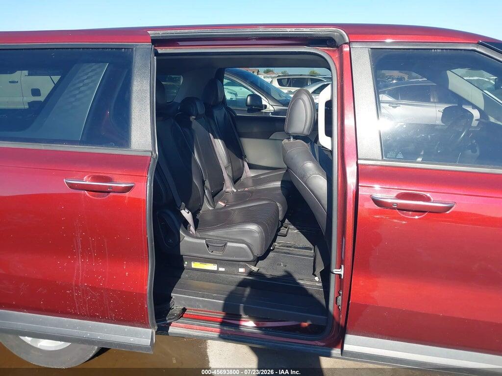 KNDNB4H3XP6237706 2023 KIA CARNIVAL MPV photo no. 8