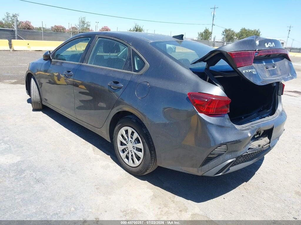 3KPF24AD9PE521233 2023 KIA FORTE photo no. 3