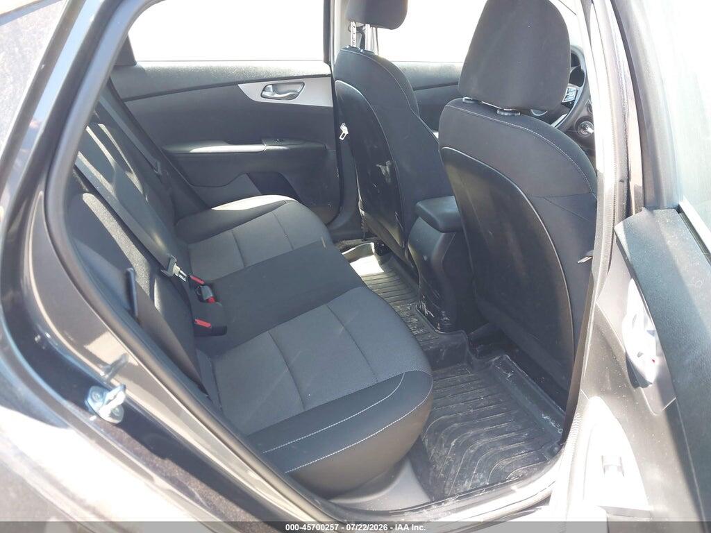 3KPF24AD9PE521233 2023 KIA FORTE photo no. 8