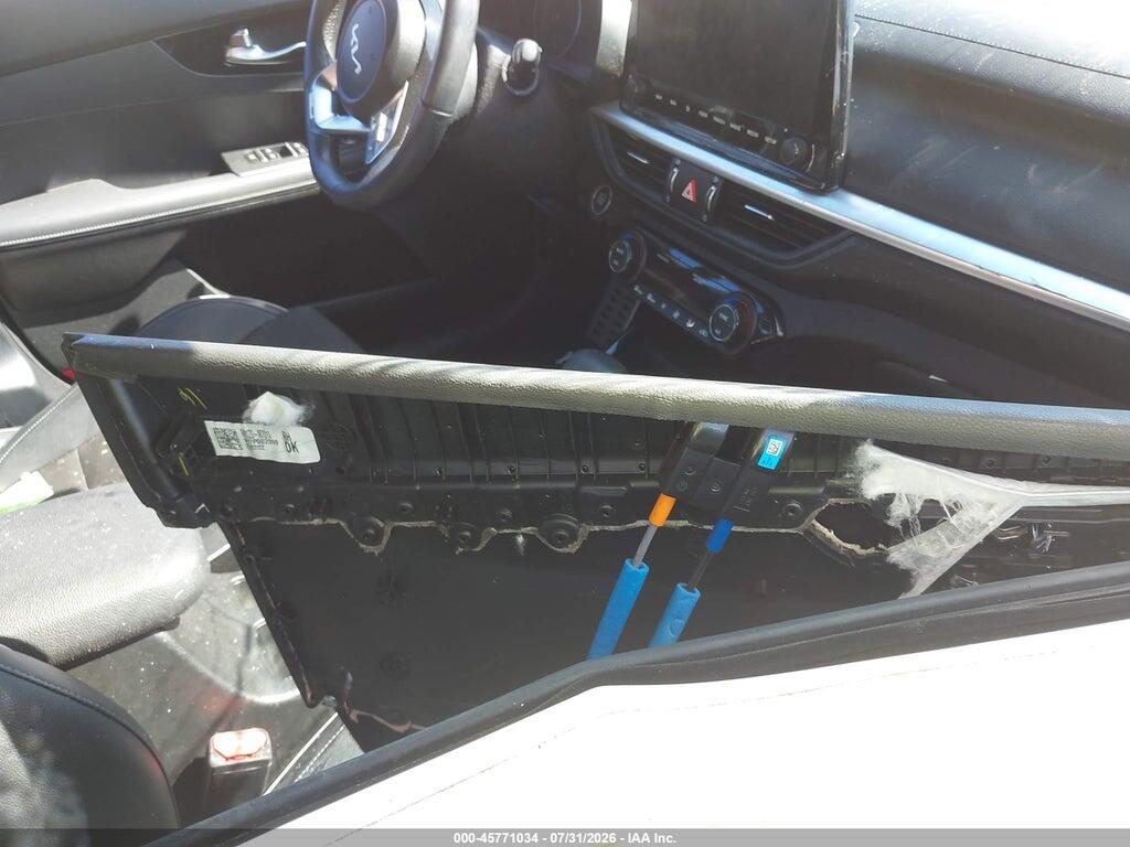3KPF54AD5PE523469 2023 KIA FORTE photo no. 5