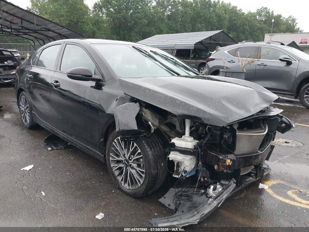 3KPF54AD1PE574239 2023 KIA FORTE photo no. 1