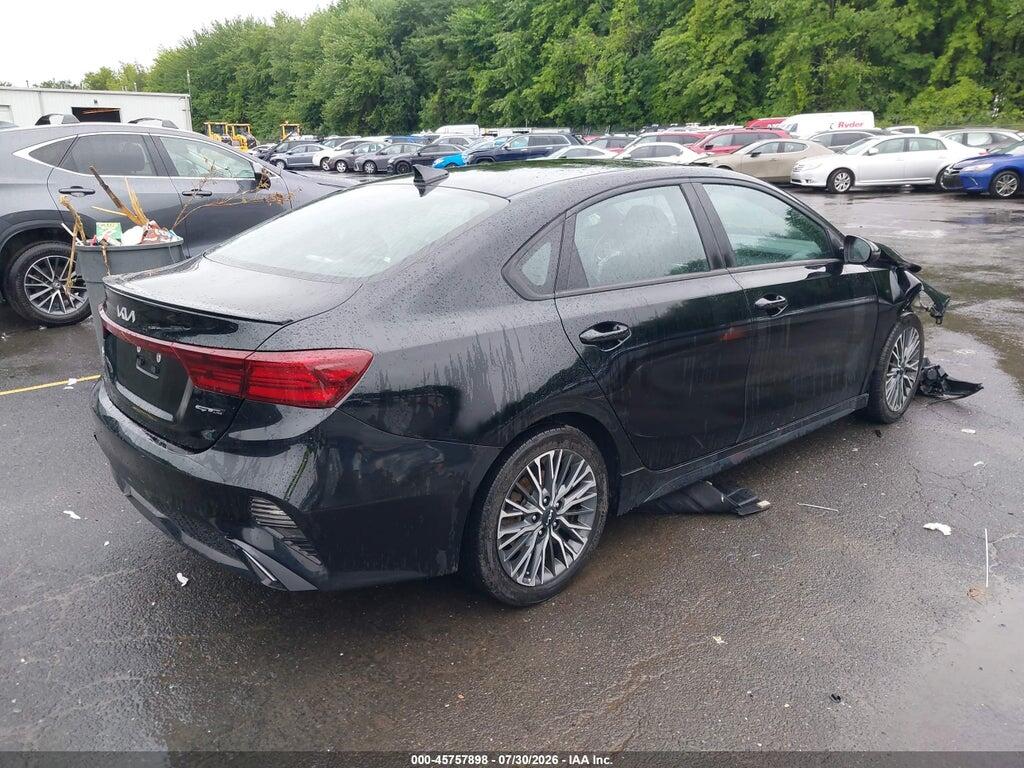 3KPF54AD1PE574239 2023 KIA FORTE photo no. 4