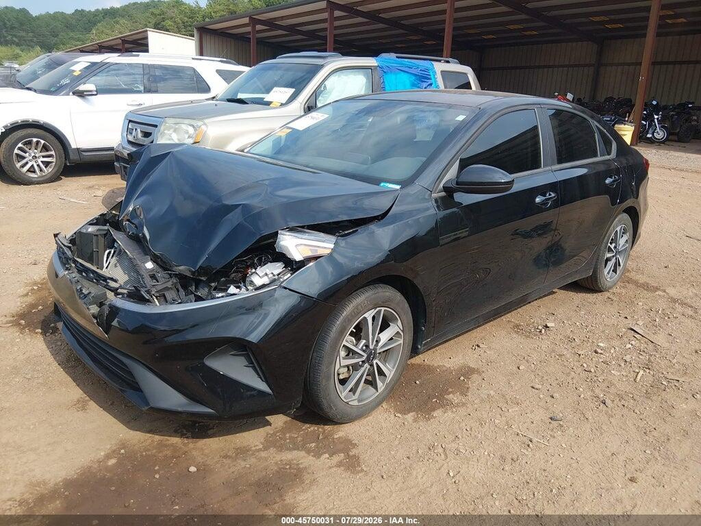 3KPF24AD9PE620795 2023 KIA FORTE photo no. 2