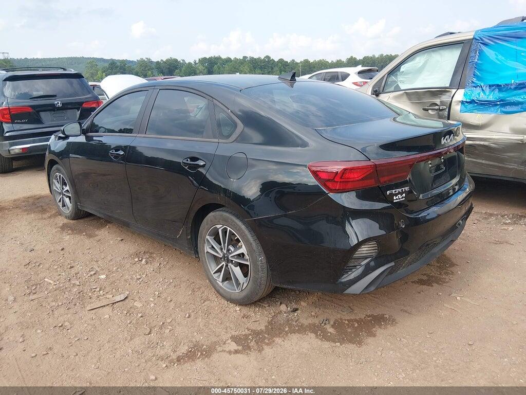 3KPF24AD9PE620795 2023 KIA FORTE photo no. 3