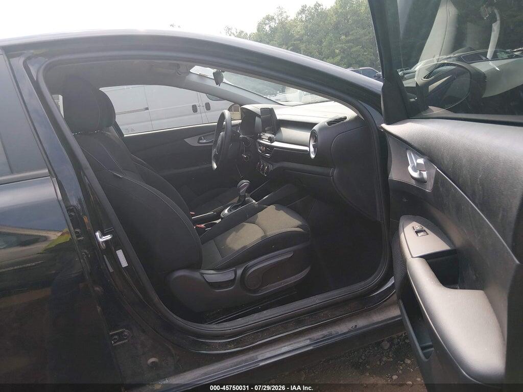 3KPF24AD9PE620795 2023 KIA FORTE photo no. 5