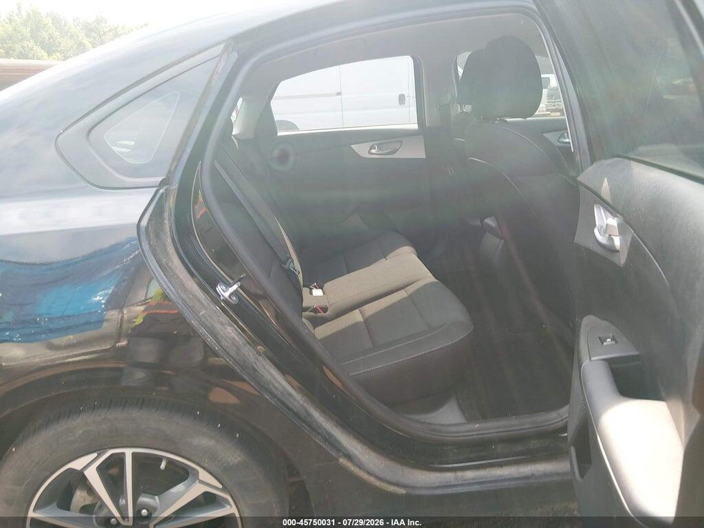 3KPF24AD9PE620795 2023 KIA FORTE photo no. 8