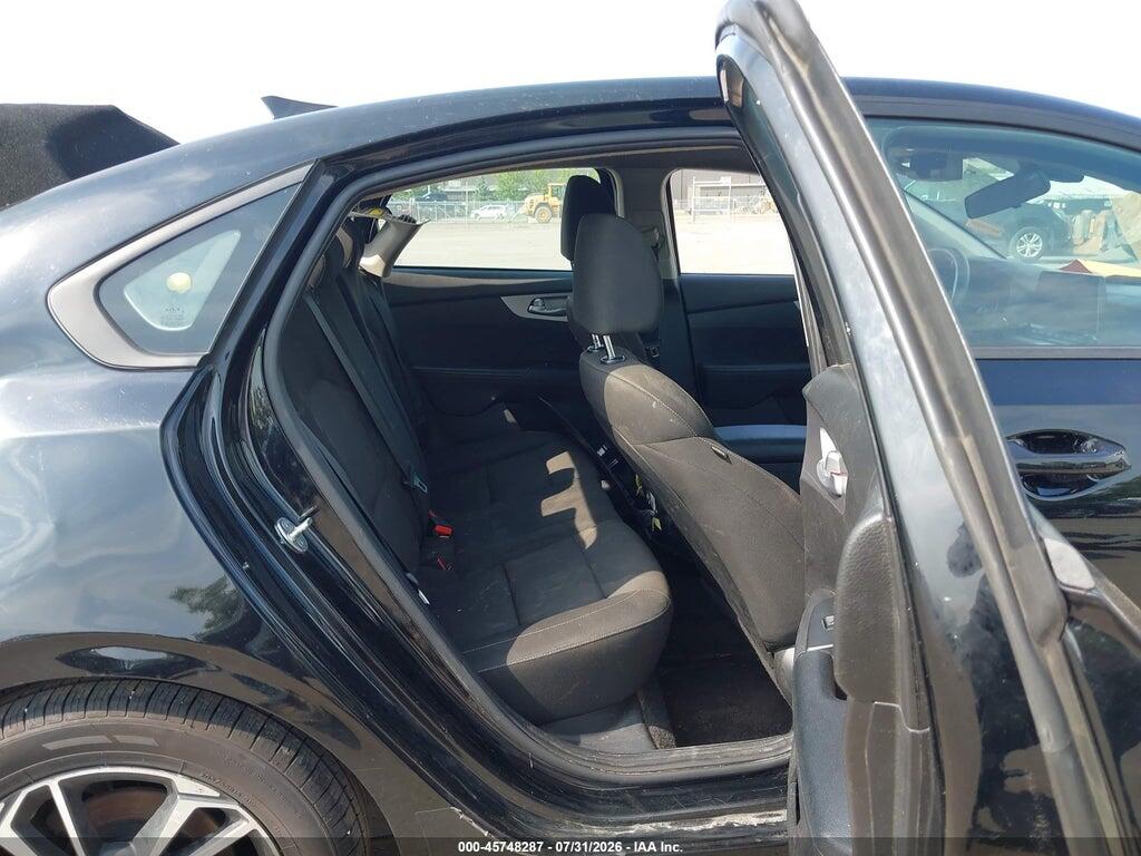 3KPF24AD4PE686591 2023 KIA FORTE photo no. 8