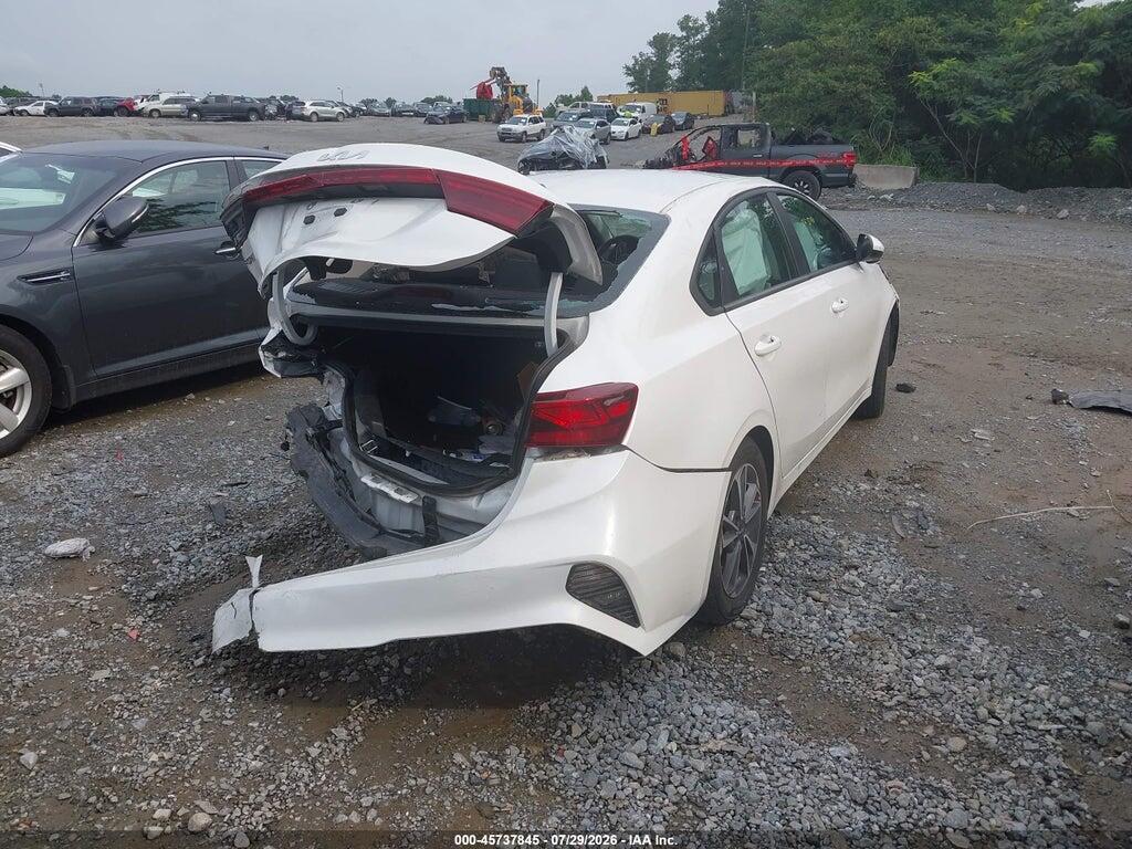 3KPF24AD5PE676829 2023 KIA FORTE photo no. 4