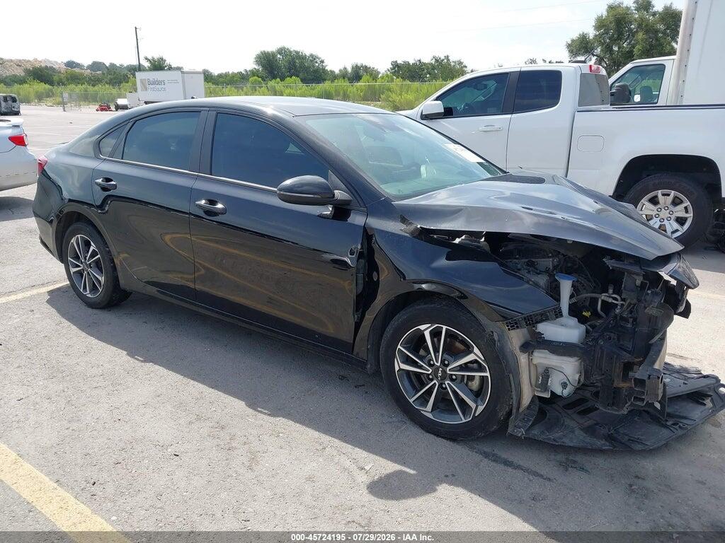 3KPF24AD1PE548670 2023 KIA FORTE photo no. 1
