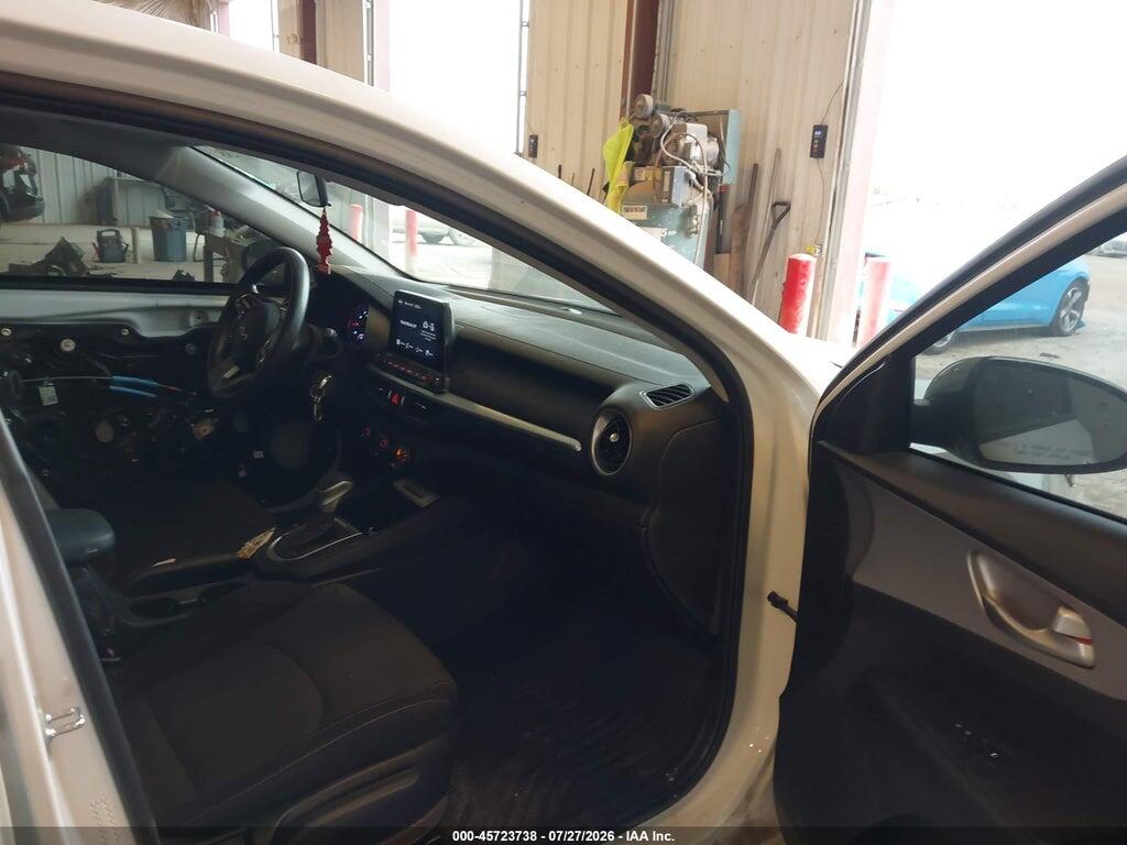 3KPF24AD5PE665829 2023 KIA FORTE photo no. 5