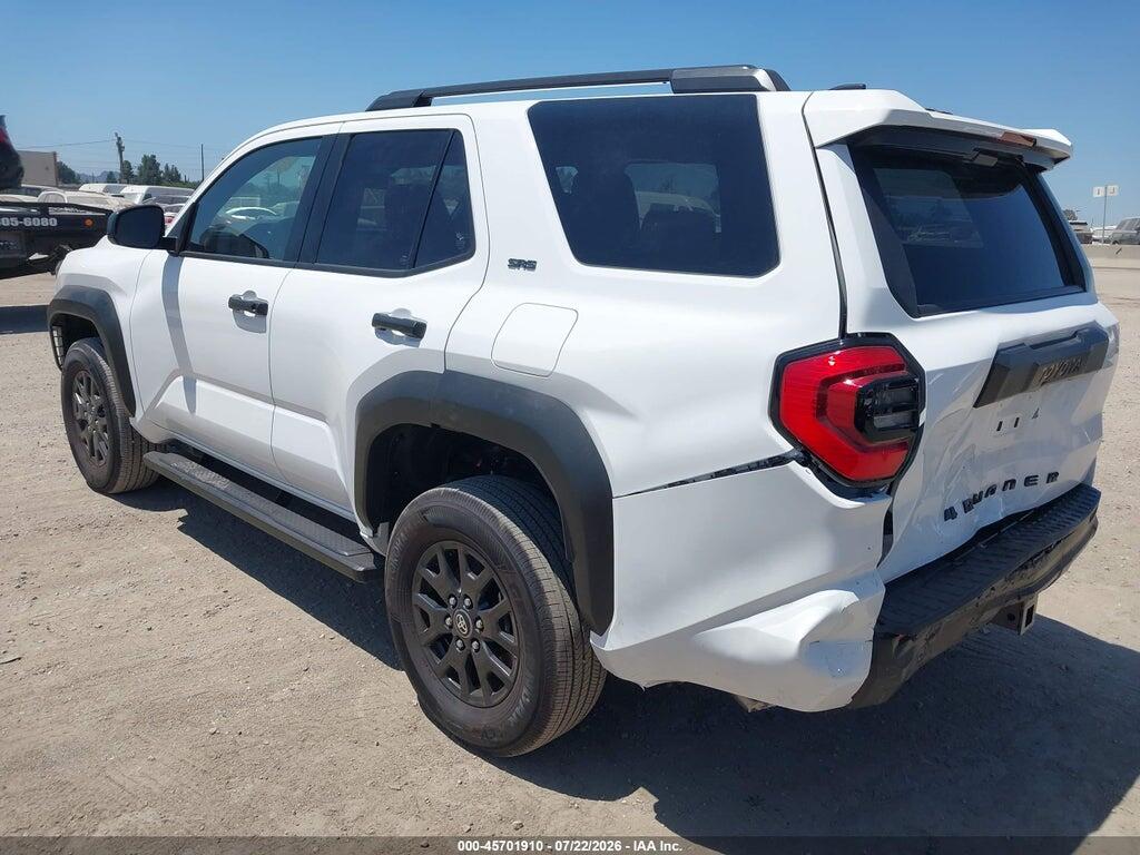 JTEVA5BR8T5111944 2026 TOYOTA 4RUNNER photo no. 3