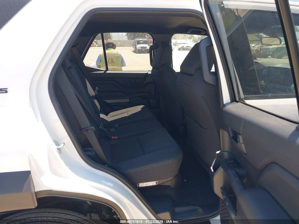 JTEVA5BR8T5111944 2026 TOYOTA 4RUNNER photo no. 8