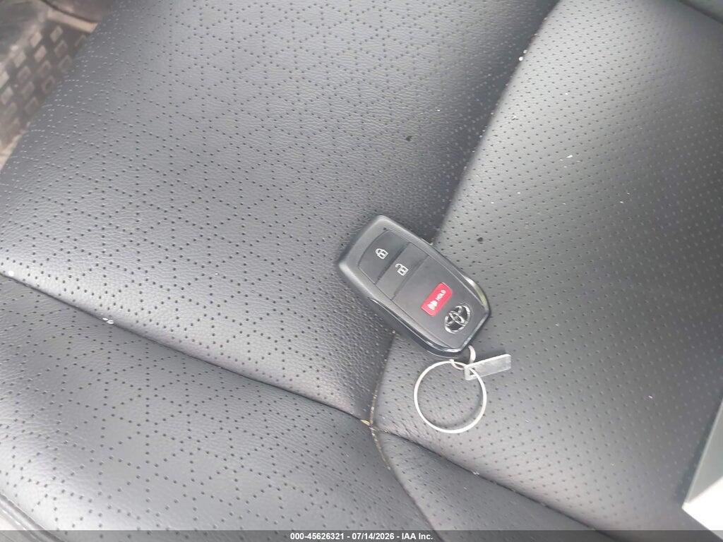 JTEVA5BR8T5083238 2026 TOYOTA 4RUNNER photo no. 11