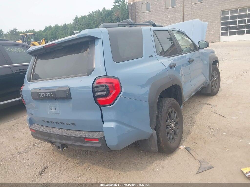JTEVA5BR8T5083238 2026 TOYOTA 4RUNNER photo no. 4