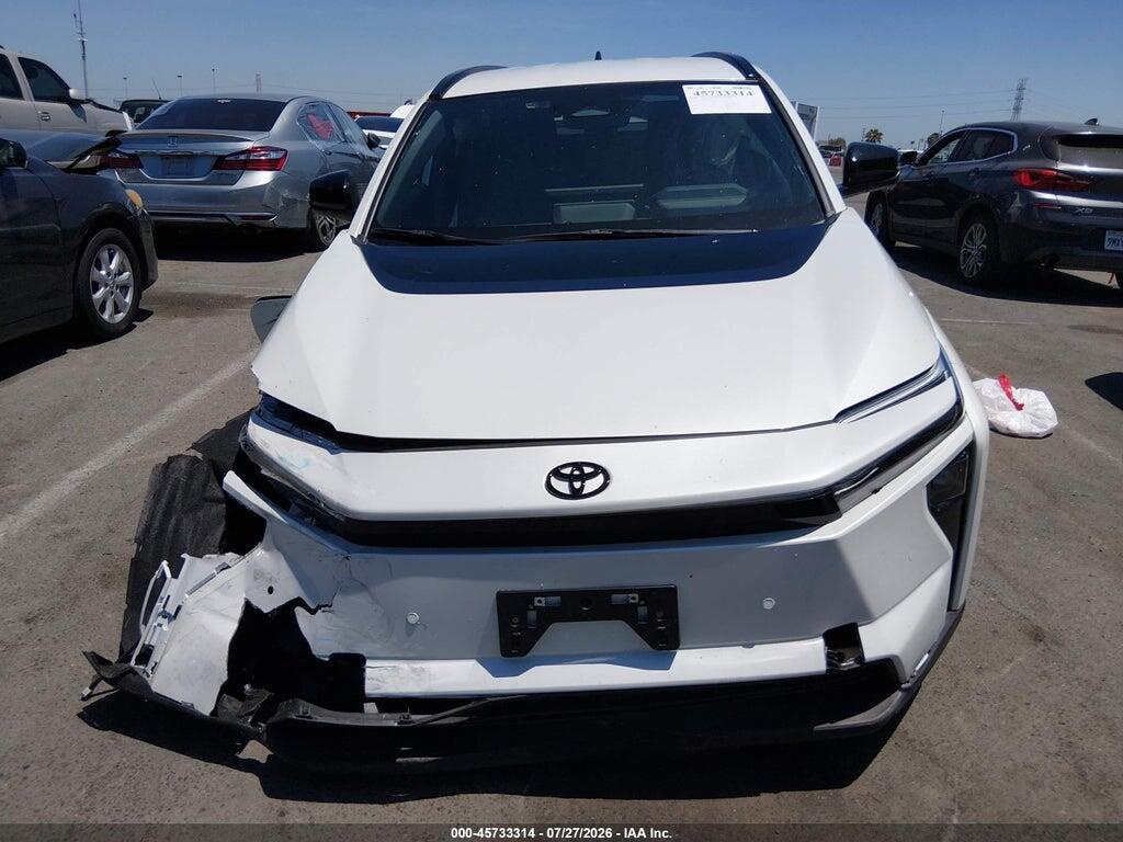 JTMBCAEB1TA004475 2026 TOYOTA BZ photo no. 11