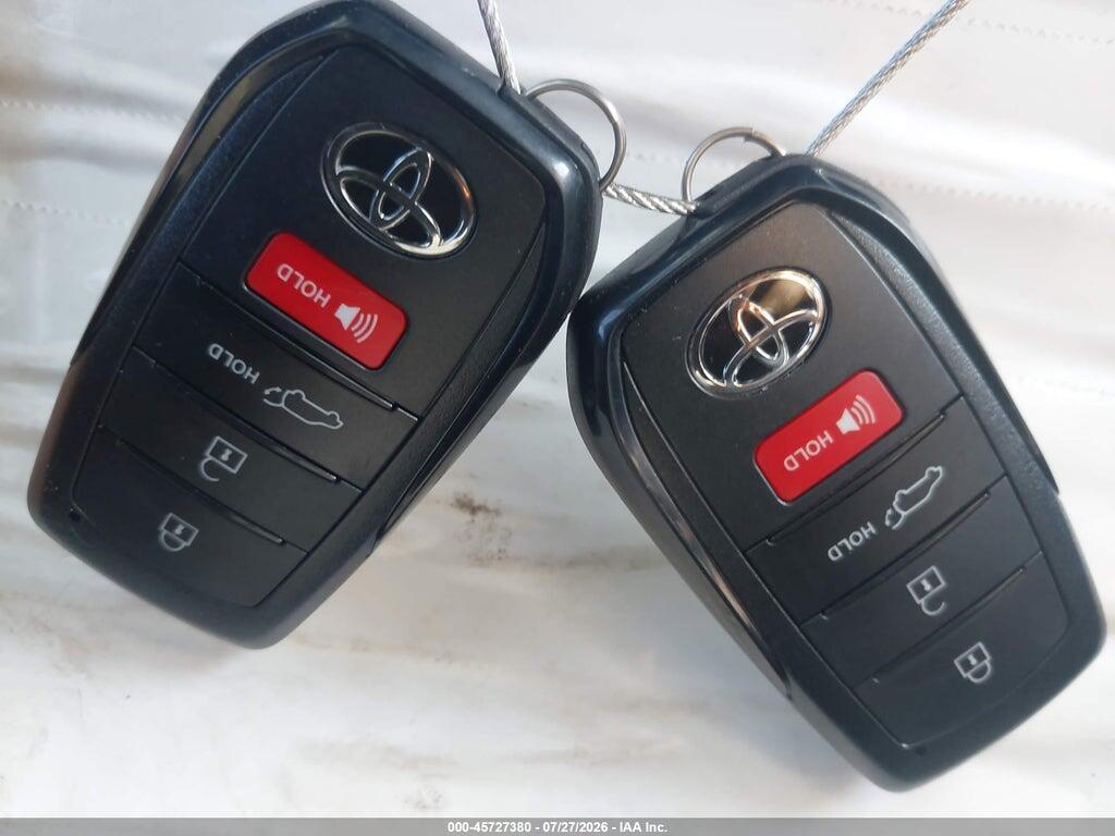 JTMAAAAD2TJ006115 2026 TOYOTA C-HR photo no. 11