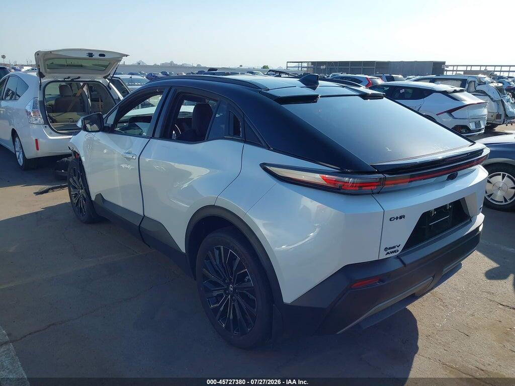 JTMAAAAD2TJ006115 2026 TOYOTA C-HR photo no. 3