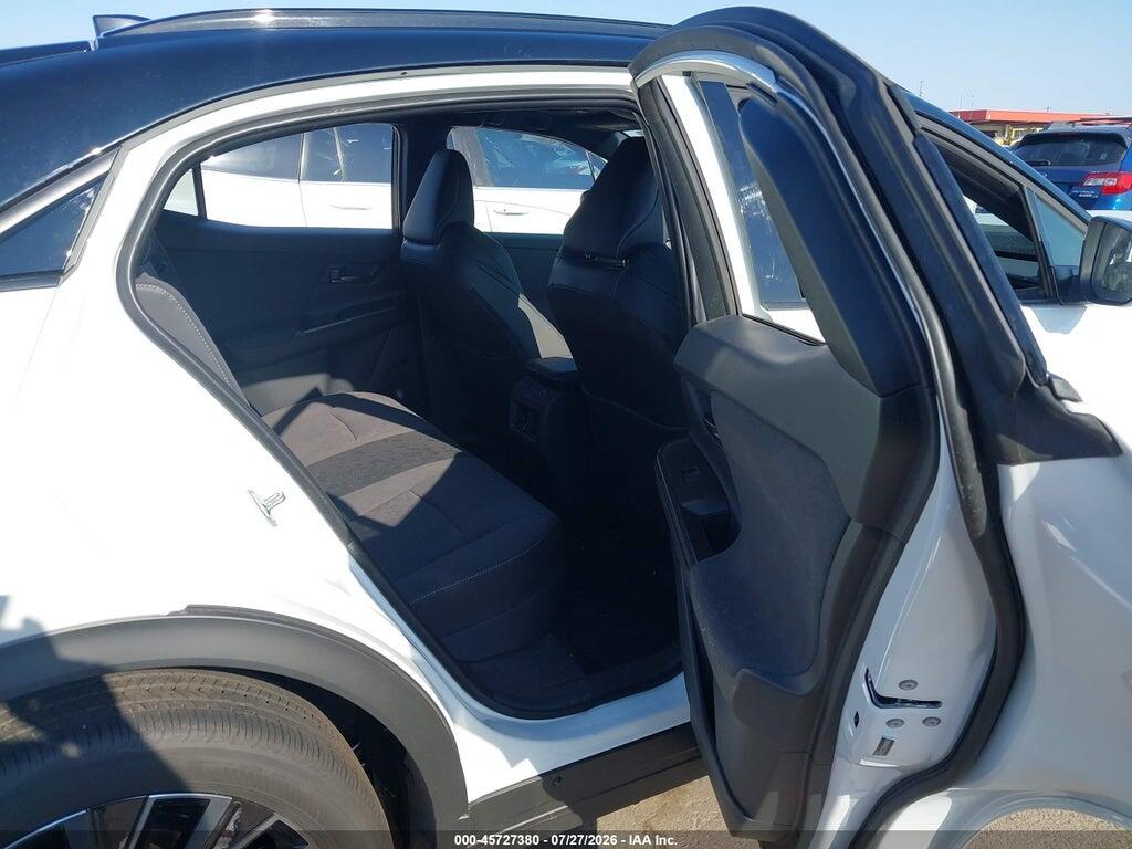 JTMAAAAD2TJ006115 2026 TOYOTA C-HR photo no. 8