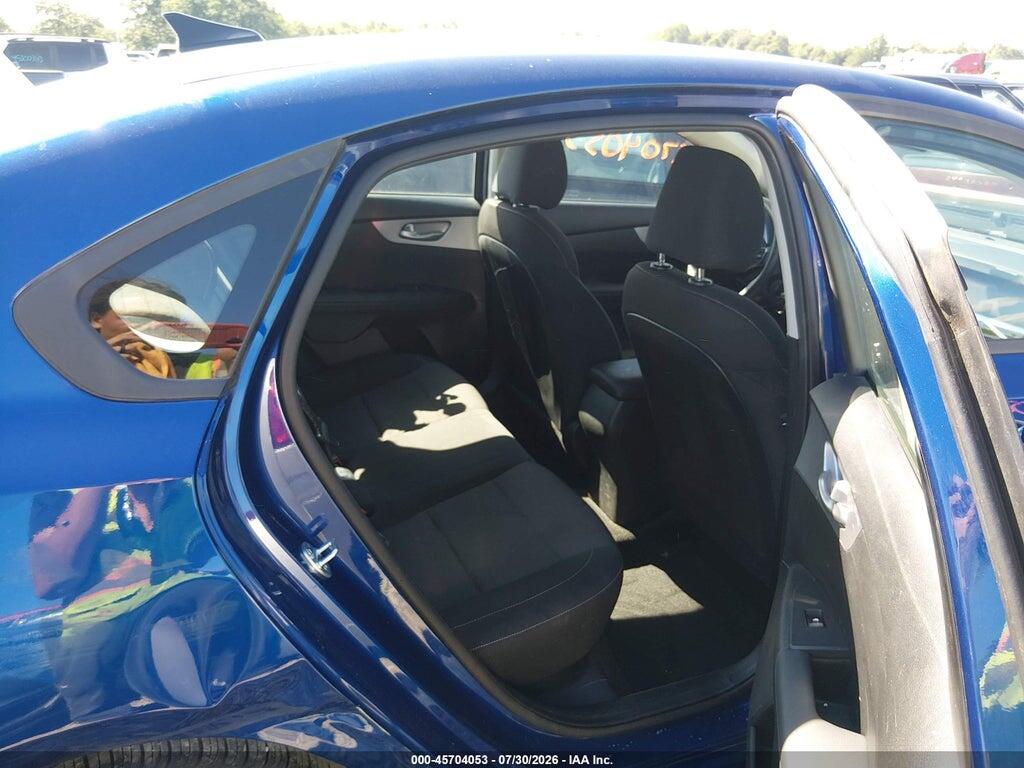 3KPF24AD4PE613236 2023 KIA FORTE photo no. 8
