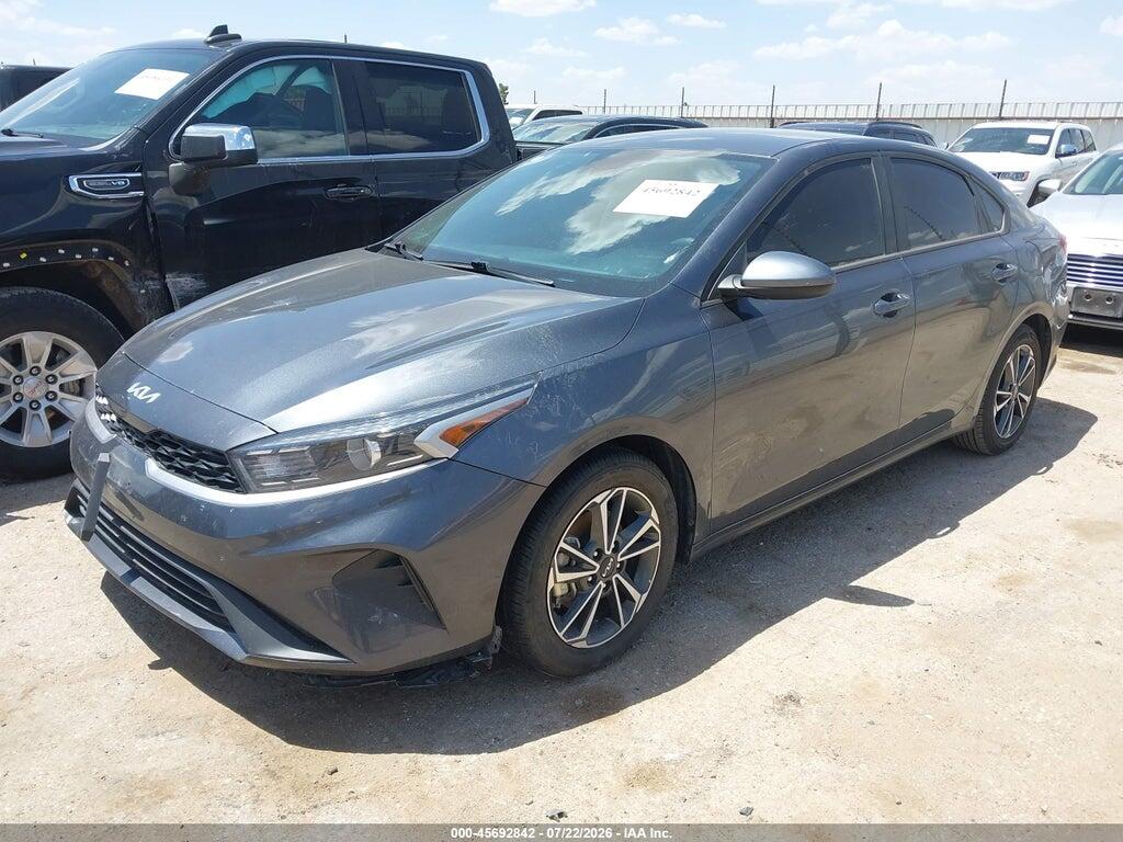 3KPF24AD7PE623985 2023 KIA FORTE photo no. 2