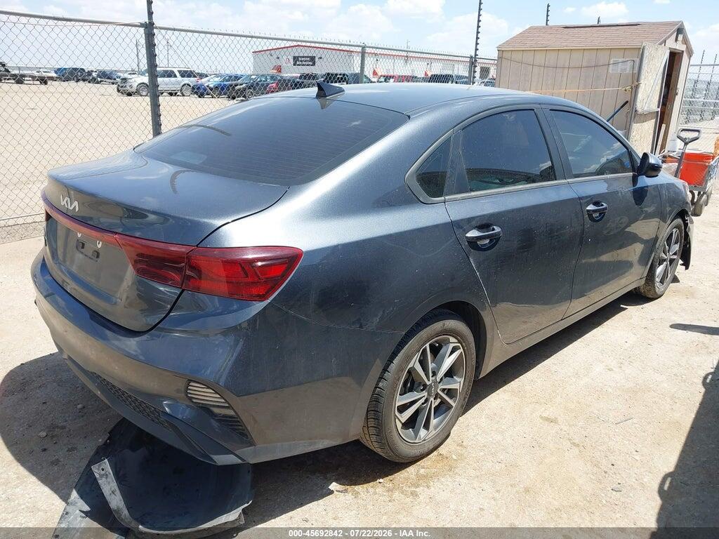 3KPF24AD7PE623985 2023 KIA FORTE photo no. 4