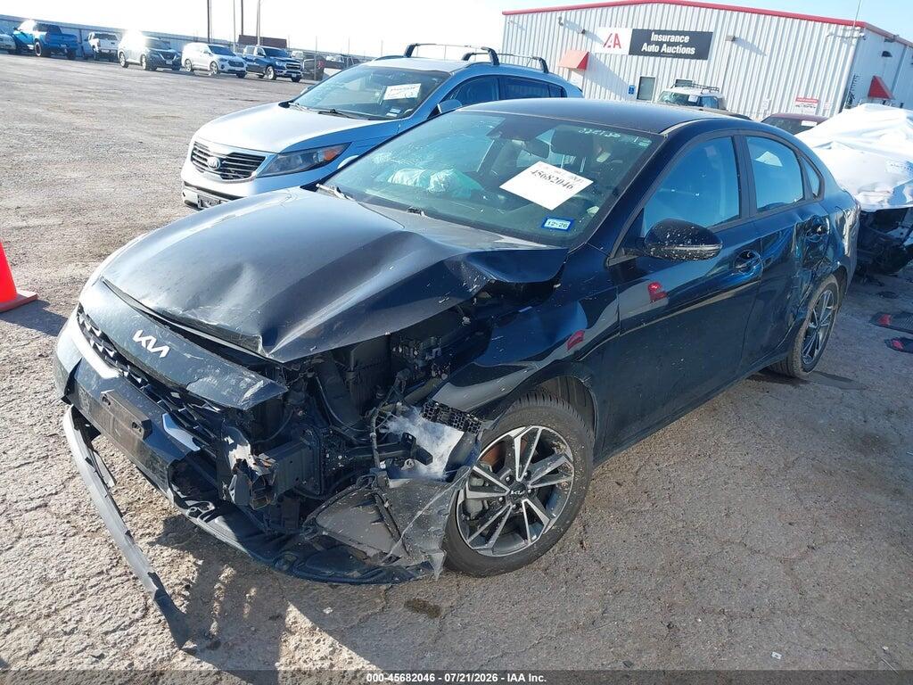 3KPF24AD2PE549794 2023 KIA FORTE photo no. 2