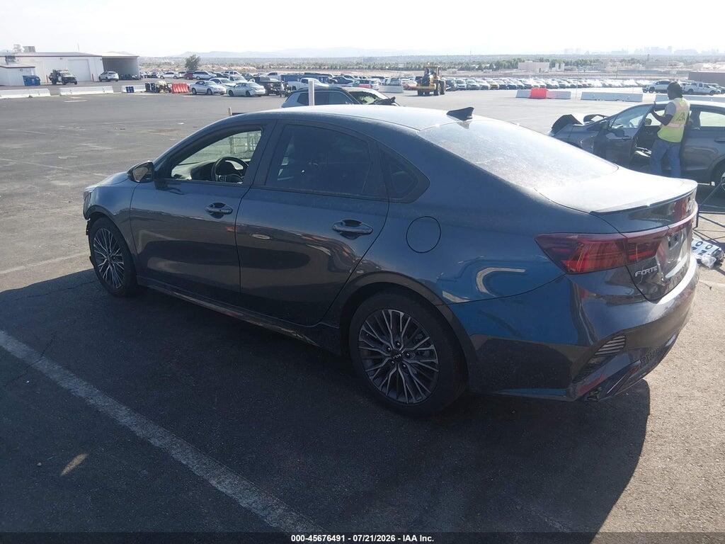 3KPF54AD8PE657456 2023 KIA FORTE photo no. 3